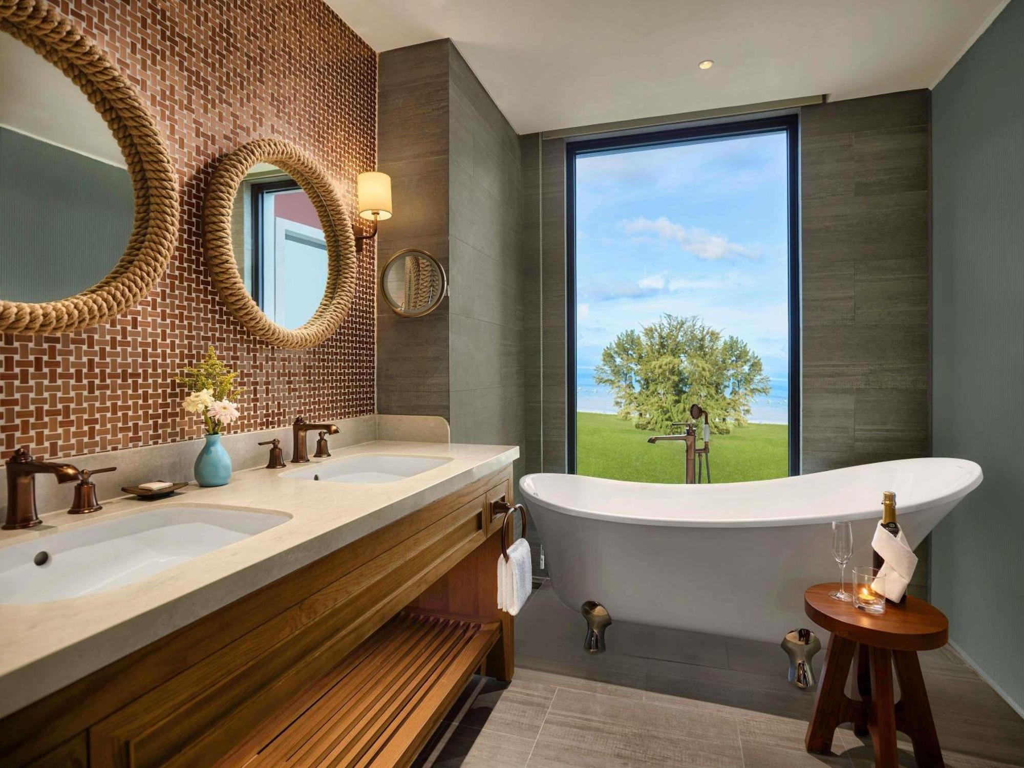 Moevenpick Resort Phan Thiết Esterno foto